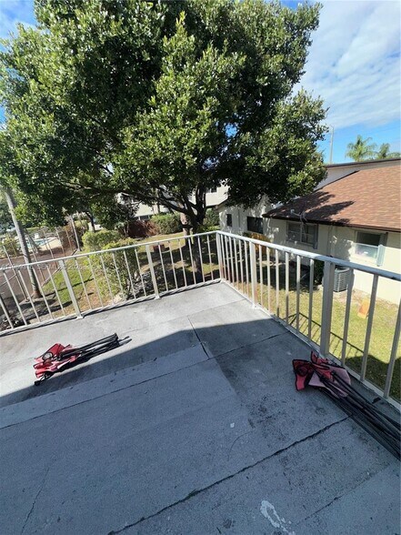 Building Photo - 3201 NW 4th Terrace