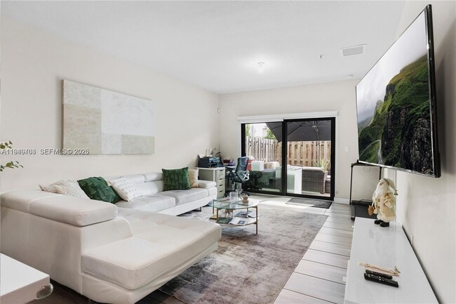 Building Photo - 7805 NW 104th Ave