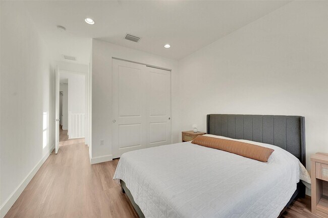 Building Photo - 17178 Tawny Owl Trl