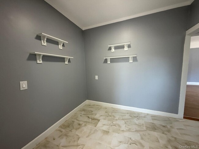 Building Photo - 24 Doxsey Pl