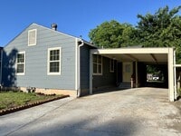 Building Photo - 107 N Gillette Ave