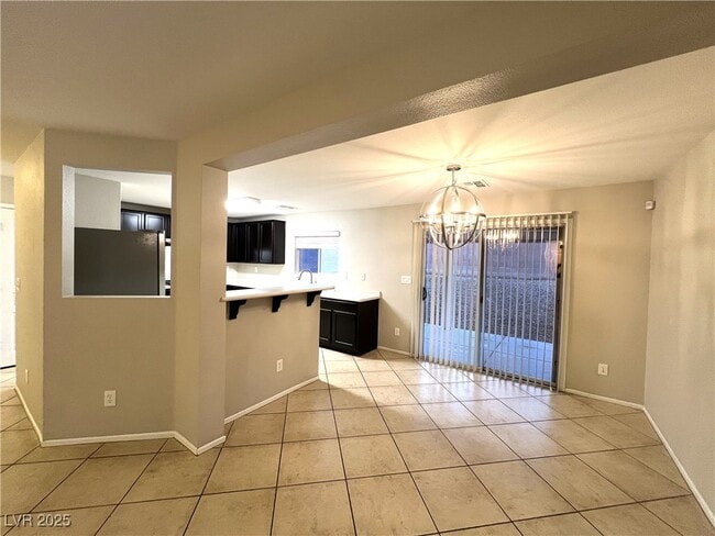Building Photo - 9991 Pimera Alta St