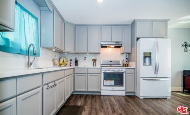 Building Photo - 3504 Eagle St