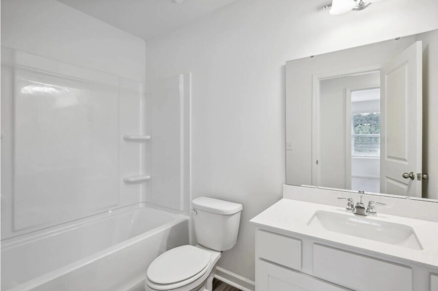 Building Photo - 3036 Fulong Dr