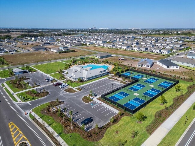 Building Photo - 7504 Lantern Park Ave