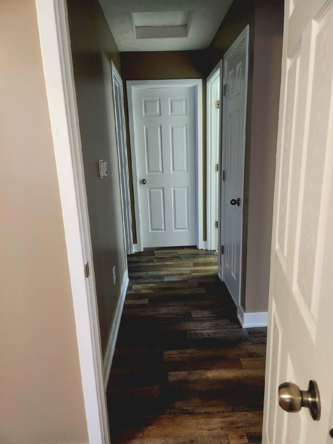 Hallway - 8341 Meadowlark Dr