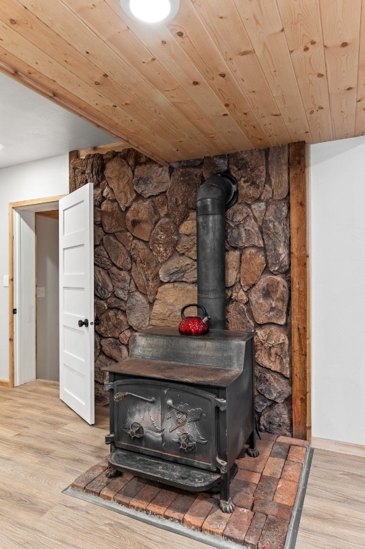 Building Photo - 13989 ID-97