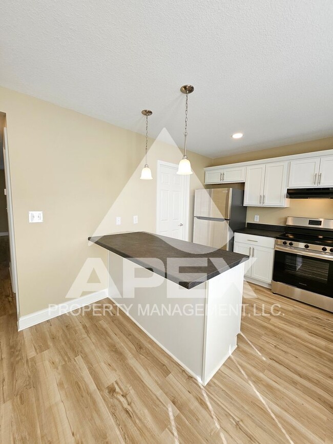 Building Photo - AVALON TOWNHOMES – BRAND NEW 2 Bd/2.5 Ba T...