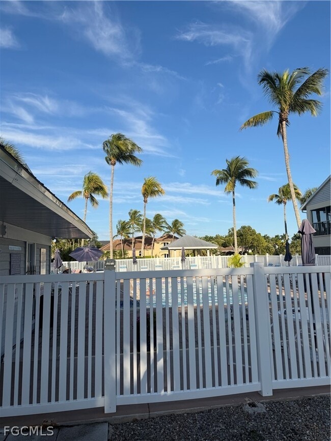 Building Photo - 14999 Rivers Edge Ct