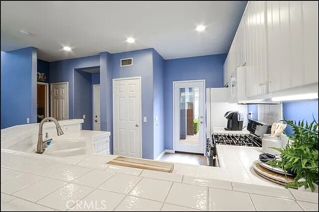 Building Photo - 35 Picket Ln