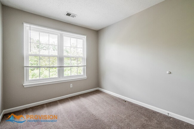 Building Photo - 2589 Ambling Cir