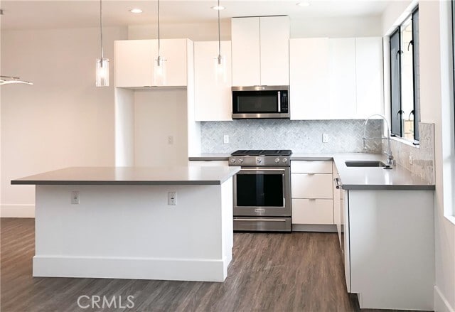 Building Photo - 4201 Pennsylvania Ave