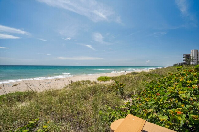 Building Photo - 3792 NE Ocean Blvd