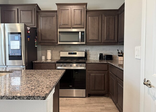 Building Photo - 7104 Thomas Paine Rd