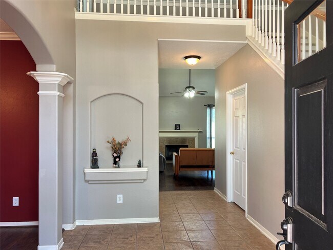 Building Photo - 14526 Grove Estates Ln