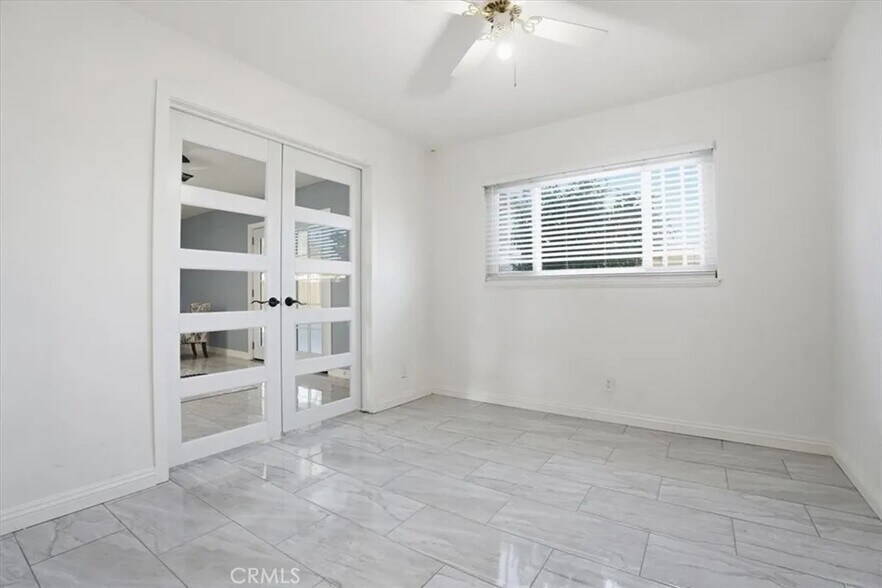 Building Photo - 1573 Casarin Ave