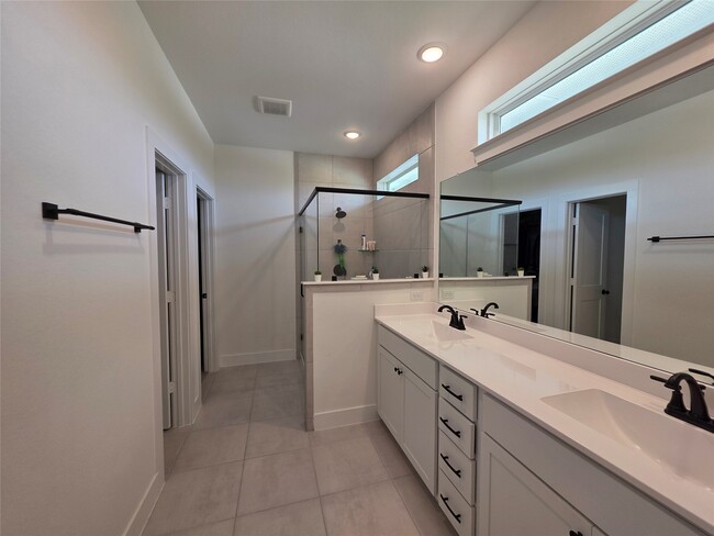 Building Photo - 18710 Colorado River Ln