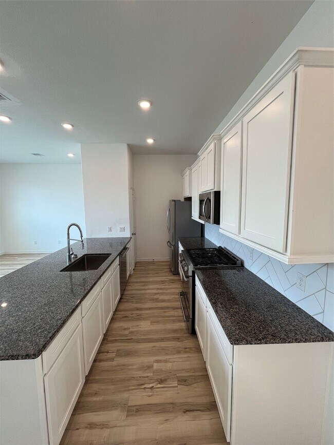 Building Photo - 10646 Cabot Trl