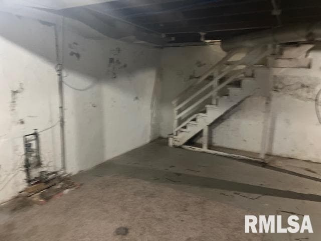 Building Photo - 1015 Arlington Ct