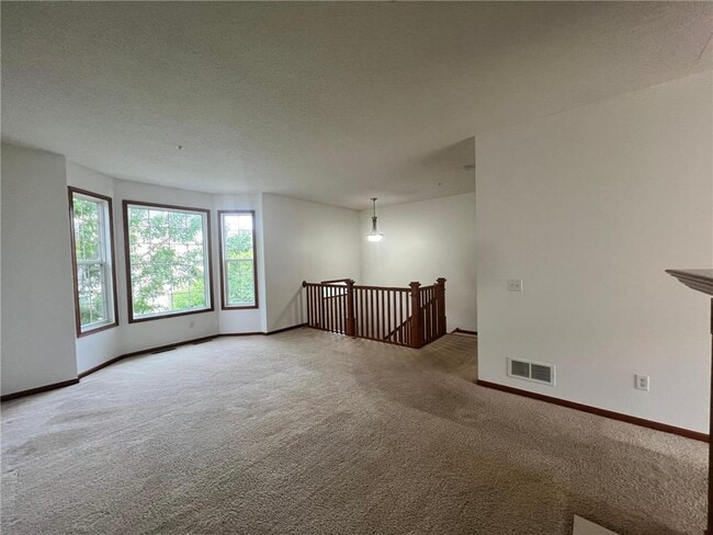 Building Photo - 5026 Yuma Ln N