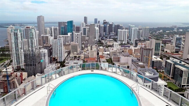 Building Photo - 851 NE 1st Ave