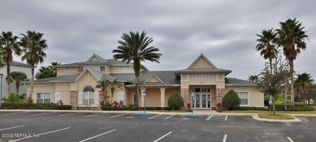 Building Photo - 8227 Lobster Bay Ct