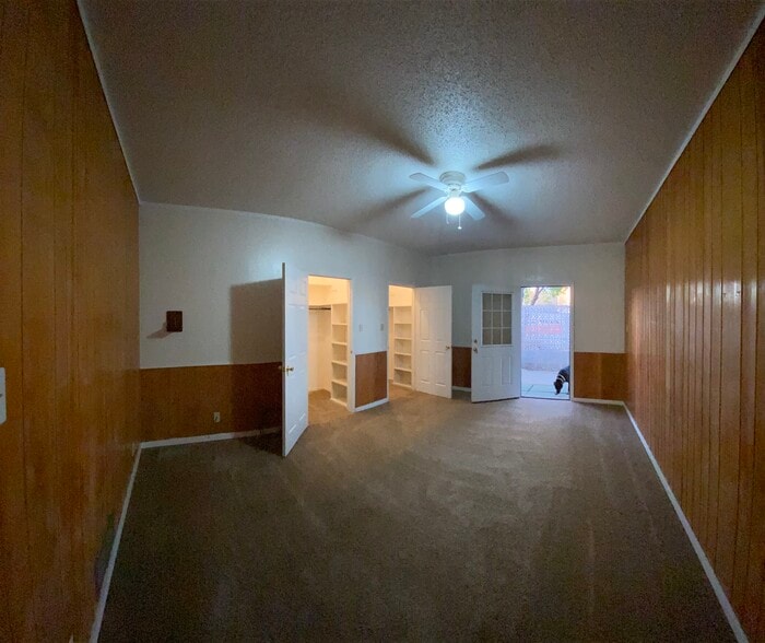 Bedroom - 2901 W Illinois Ave