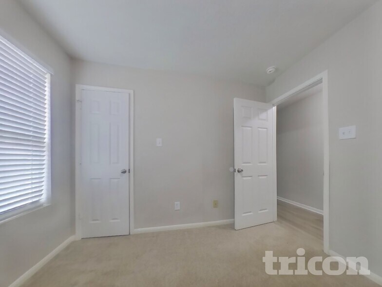 Building Photo - 11515 Baldwin Spruce Trail