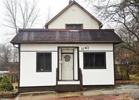 Building Photo - 1147 Newton St
