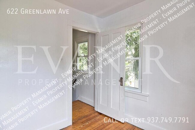 Building Photo - 622 Greenlawn Ave