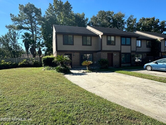 Building Photo - 7042 Prestwick Cir S