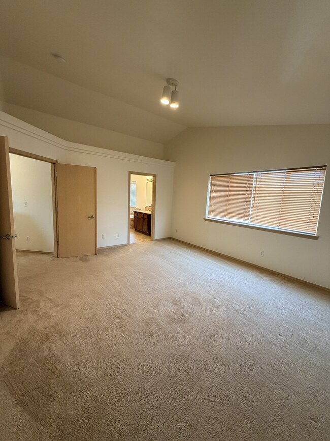 Building Photo - 7611 197th St Ct E