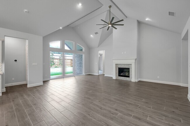 Building Photo - 8431 Willow Whisper Ln