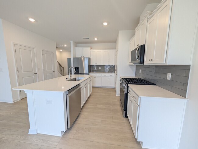 Building Photo - 1809 Pheasant Trce Cir