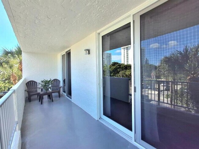 Building Photo - 1421 S Ocean Blvd