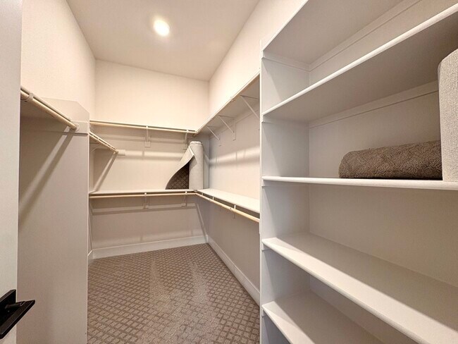 Building Photo - Beautiful 3 Bedroom NEW JMC home for rent in West Roseville!