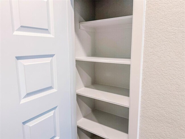 Building Photo - 2707 Towy Rd