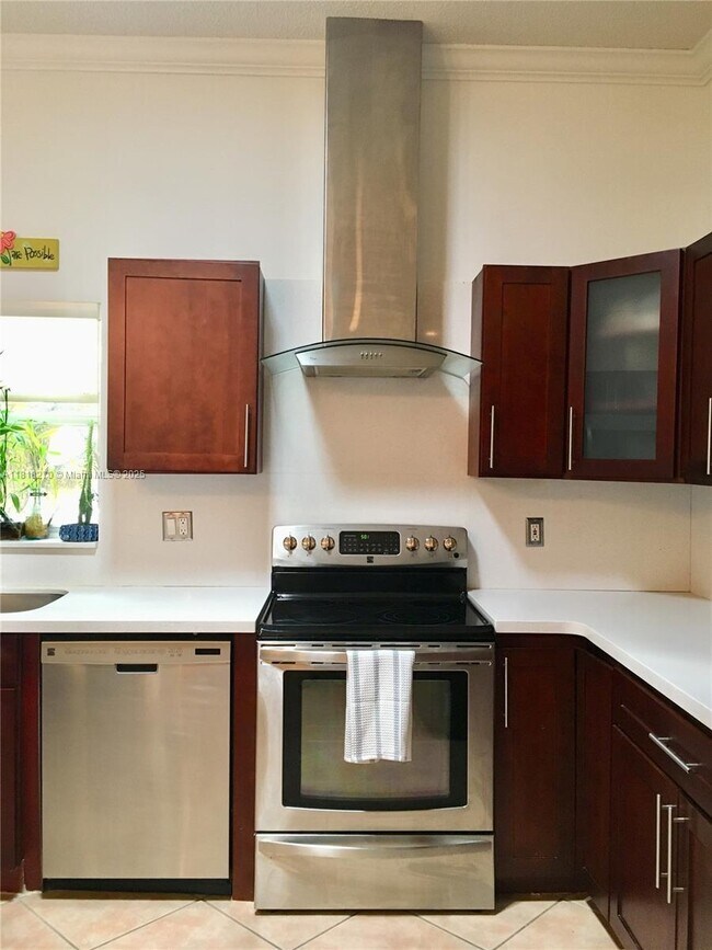 Building Photo - 1138 Croton Ct
