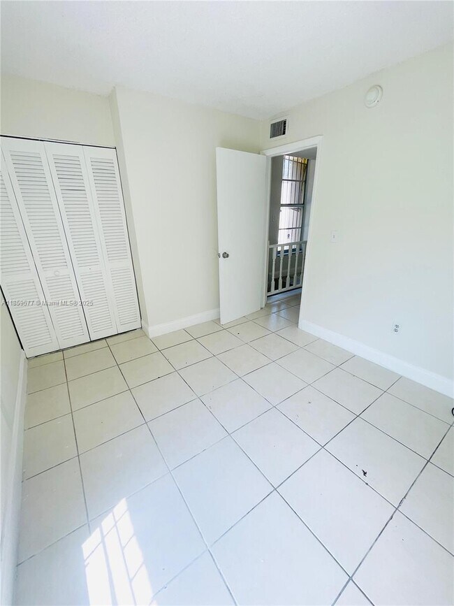 Building Photo - 20131 SW 123rd Dr