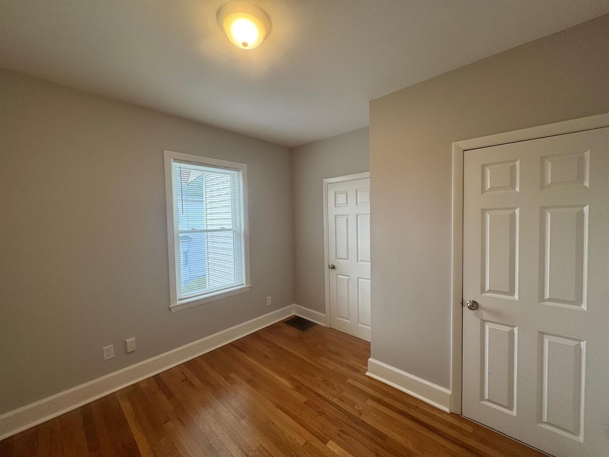 Building Photo - 103 Webster St