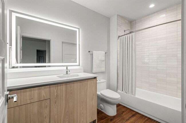 Building Photo - 5515 Humming Bird Ln