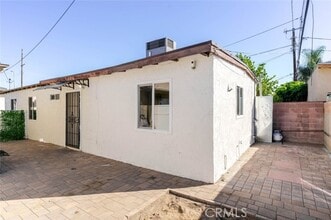 Building Photo - 11246 Saticoy St