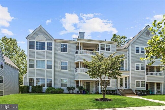 Building Photo - 8381 Montgomery Run Rd