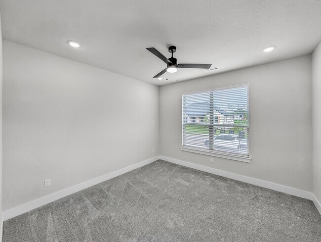Building Photo - 7962 Teton Trl Ave
