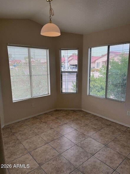 Building Photo - 837 Escondido Dr
