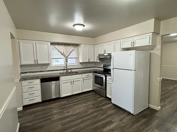 Building Photo - Spacious and well-maintained 4-bedroom, 1.5-bath home located in a desirable Fresno neighborhood.