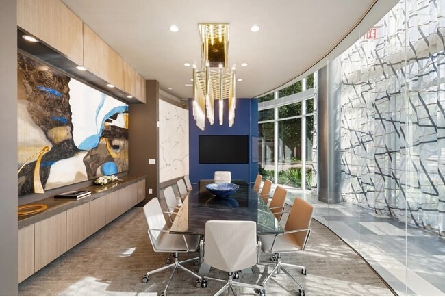 Building Photo - 1317 Post Oak Blvd