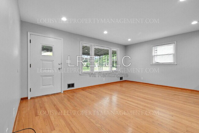 Building Photo - 4007 Blossomwood Dr