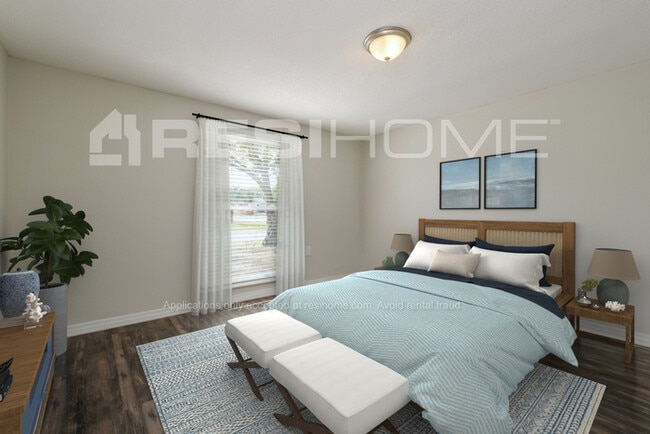 Building Photo - 7005 Brentwood Dr