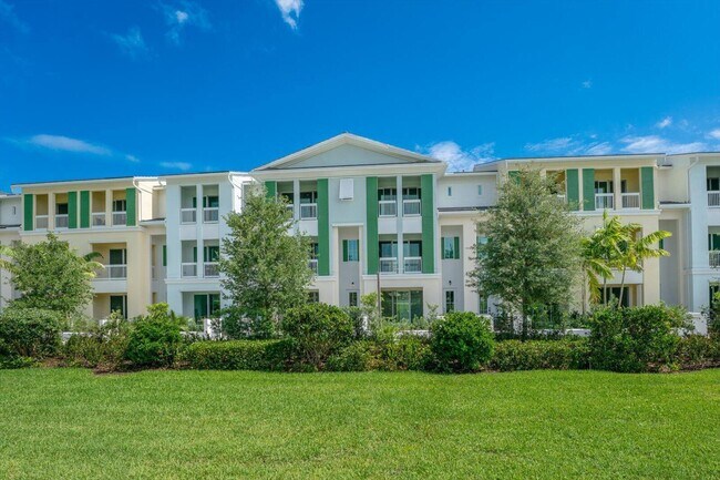 Building Photo - 12546 Gross Pointe Dr